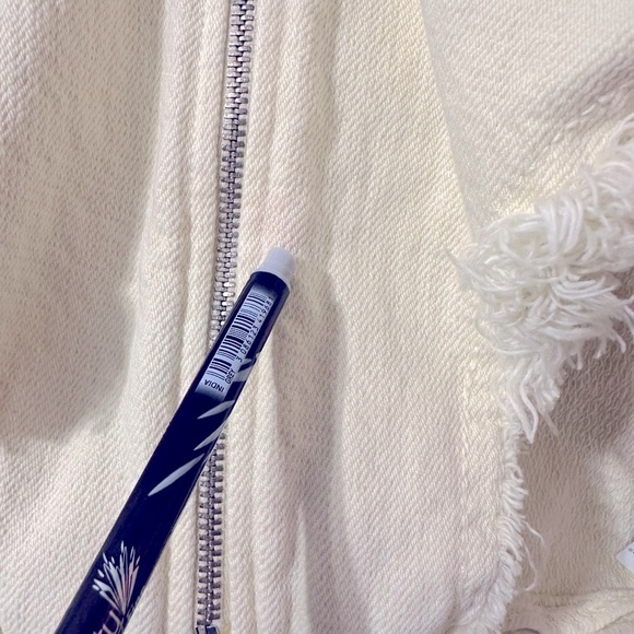 Zara small yellow frayed cropped asymmetrical hoodie - Picture 5 of 5